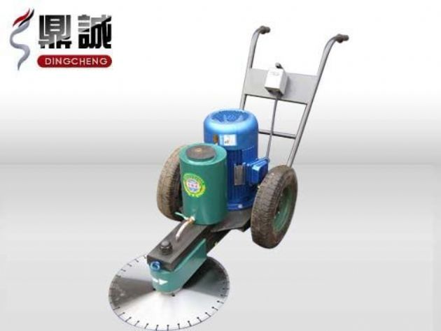 點(diǎn)擊查看詳細(xì)信息<br>標(biāo)題：手推式切樁機(jī) 閱讀次數(shù)：11908