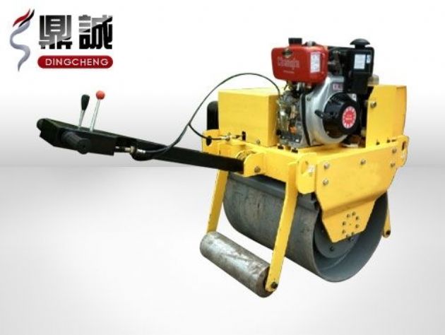 點(diǎn)擊查看詳細(xì)信息<br>標(biāo)題：重型手扶式單鋼輪壓路機(jī) 閱讀次數(shù)：12107