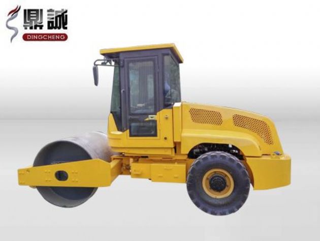 點(diǎn)擊查看詳細(xì)信息<br>標(biāo)題：6噸單鋼輪振動(dòng)壓路機(jī) 閱讀次數(shù)：12179